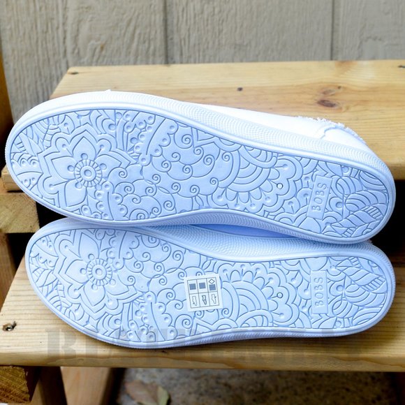 white Skechers Women's BOBS B Cute Sneaker - Picture 3 of 7